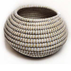 Natural Straw Basket (BOSHONTO)